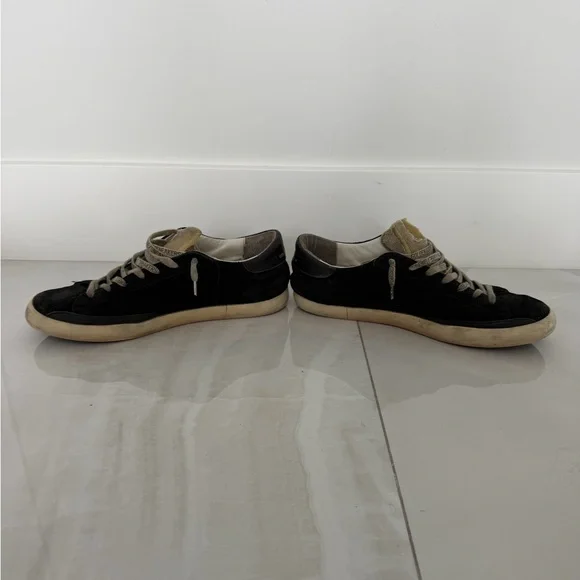 Golden Goose Super-Star Black Suede Sneakers with Silver Star PRICED TO SELL - Picture 3 of 11